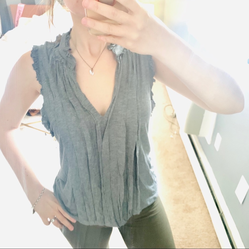Joie Gray pleated v neck sleeveless ruffle…